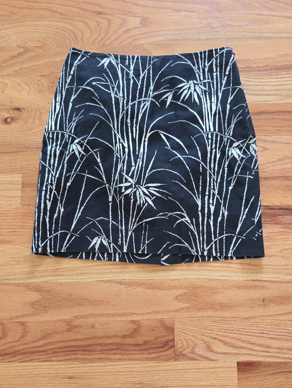 Talbots Black Bamboo-Print Pencil Skirt Size 8P